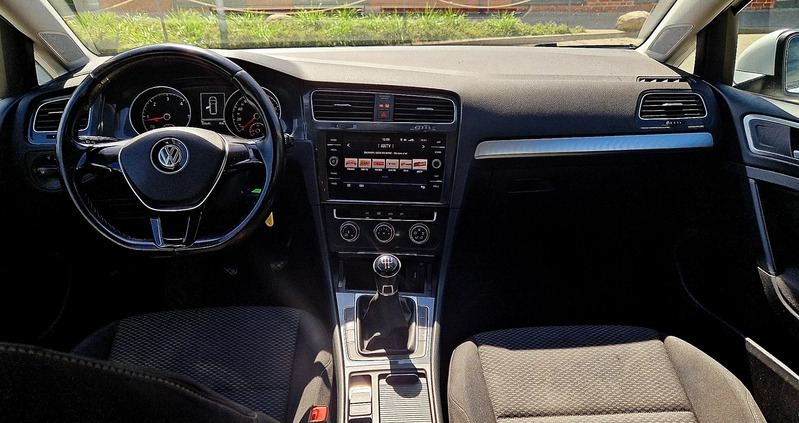 Volkswagen Golf cena 46500 przebieg: 239000, rok produkcji 2020 z Sompolno małe 37